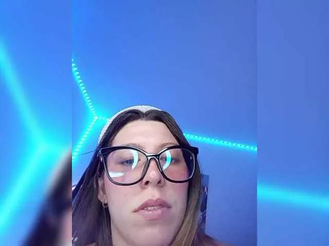 SelenaSton from BongaCams