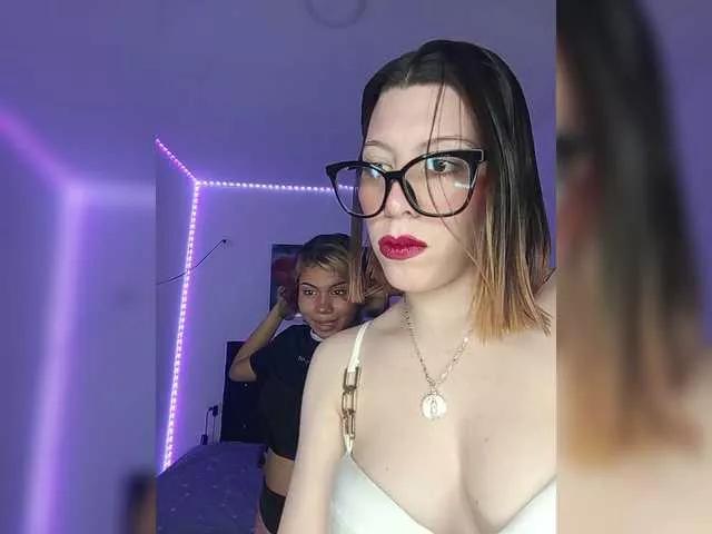 SelenaSton from BongaCams