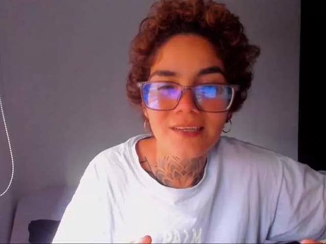 selene-ana from BongaCams