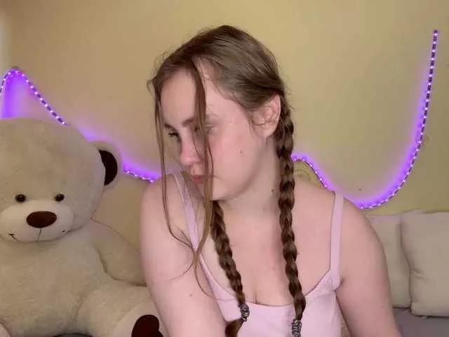 SellyaHouston from BongaCams