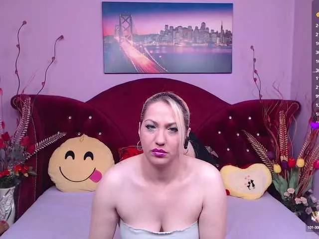 Sensualass77 from BongaCams