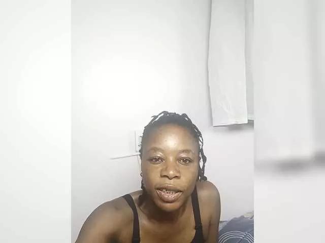 Sexykinyi webcams show profile image 