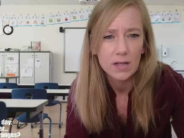 Sexyscienceteacher90 webcams show profile image 