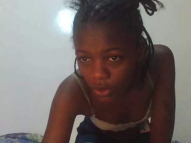 Sexyyvonne webcams show profile image 