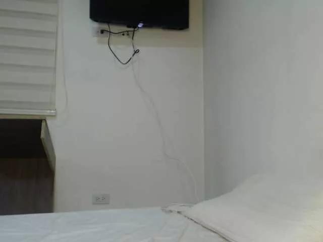 solli from BongaCams