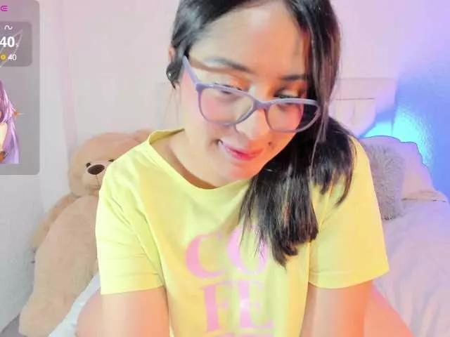 soofiiathooner from BongaCams