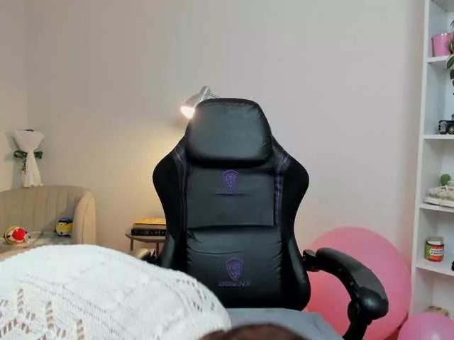summerevans from BongaCams