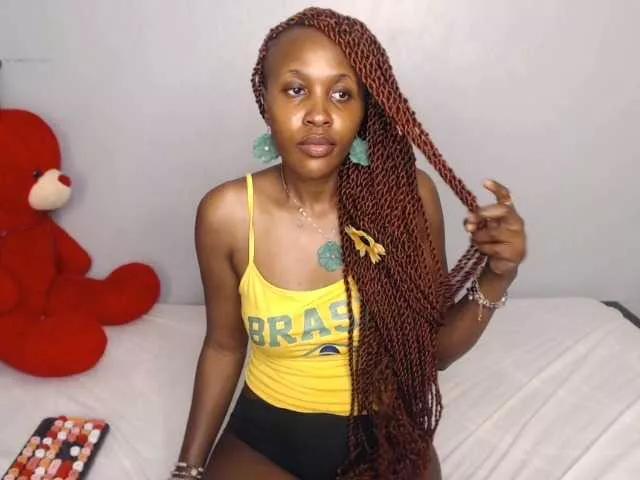 summerqueens from BongaCams