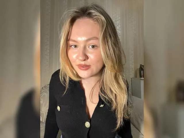 SunshineEmma from BongaCams