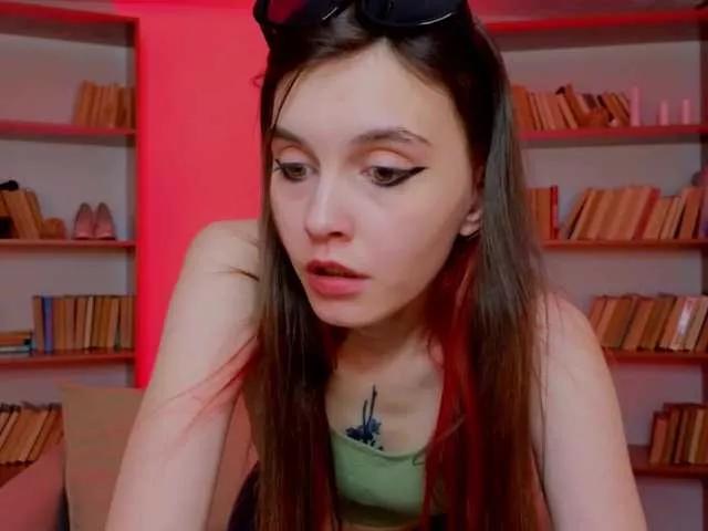 SusieMorris from BongaCams