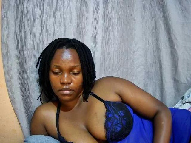 sweet-bunny12 from BongaCams