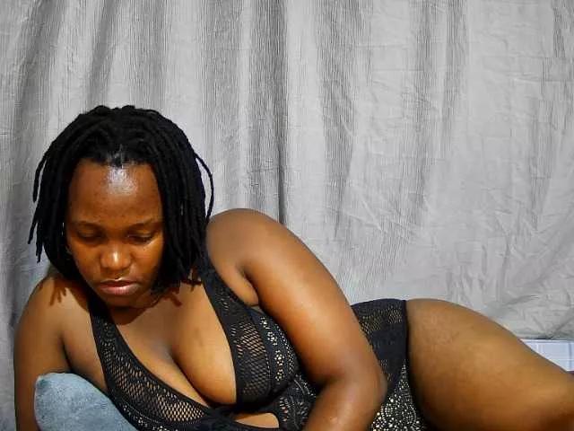 sweet-bunny12 from BongaCams