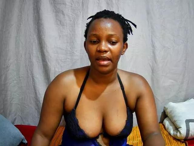 sweet-bunny12 from BongaCams