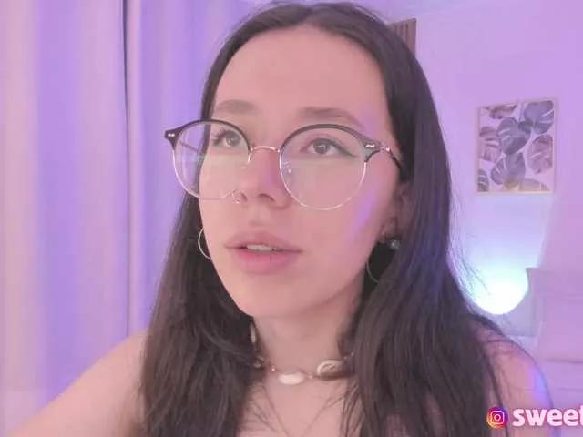 sweet-vera from BongaCams