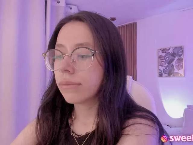 sweet-vera from BongaCams