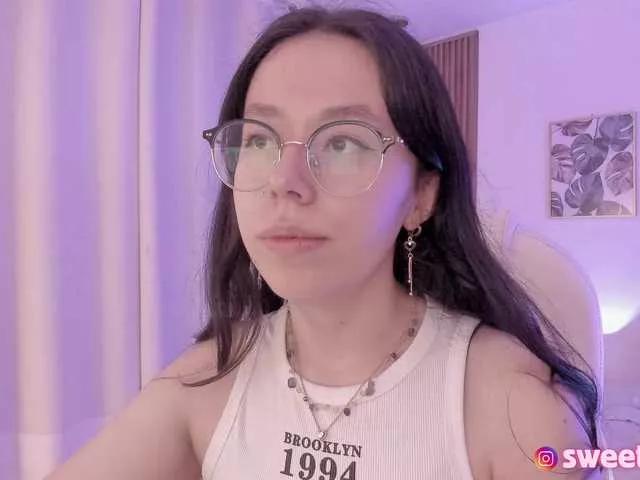 sweet-vera from BongaCams