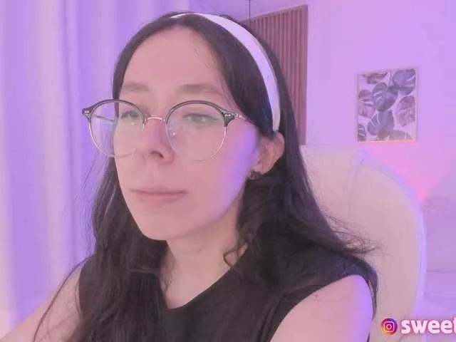 sweet-vera from BongaCams