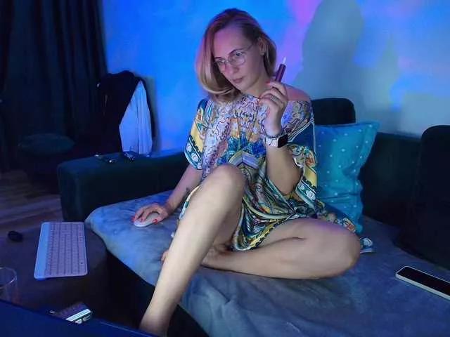 Sweetaniaa from BongaCams