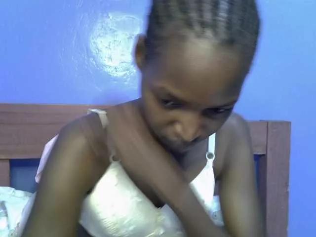 SweetBellan from BongaCams