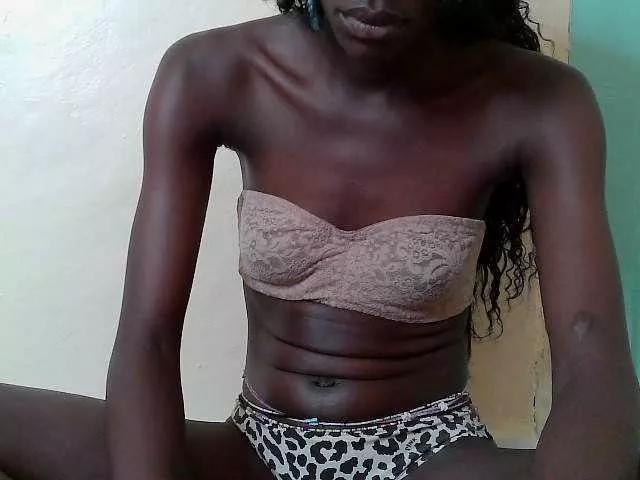 sweetdol2 from BongaCams