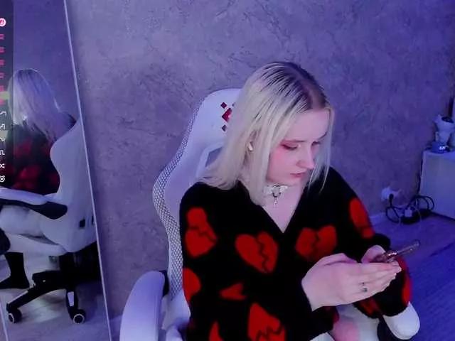sweeteRose from BongaCams