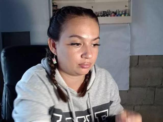 sweetfeeling30 from BongaCams
