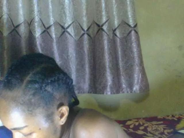 Sweetiepop from BongaCams