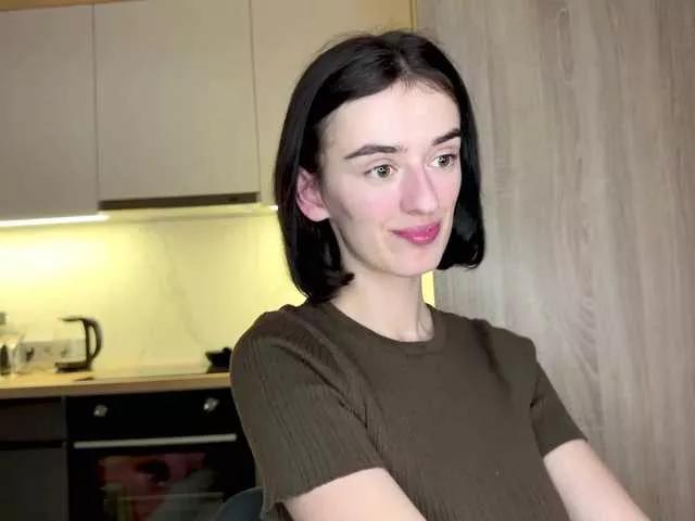 SweetieTati from BongaCams