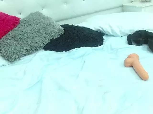 sweetkitty- from BongaCams