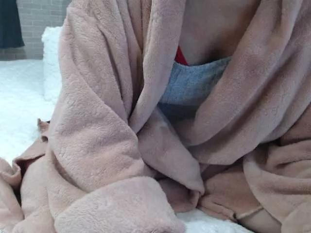 sweetmaju from BongaCams