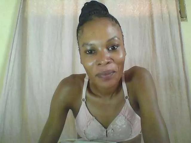 Sweetpetite254 from BongaCams