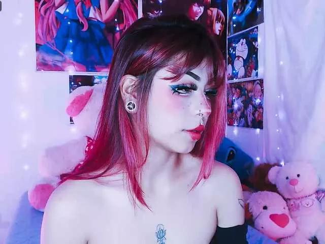 Sweetred11 from BongaCams