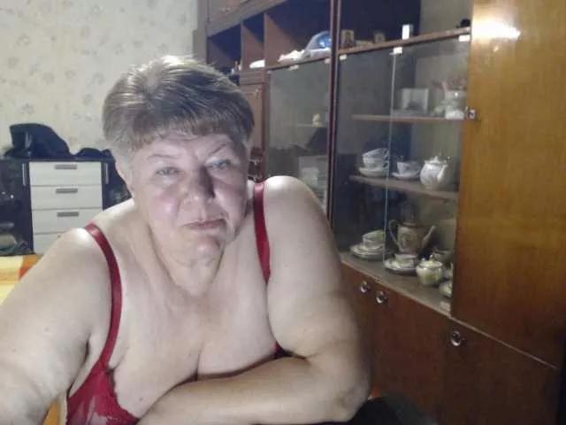 SweetSugar77 from BongaCams