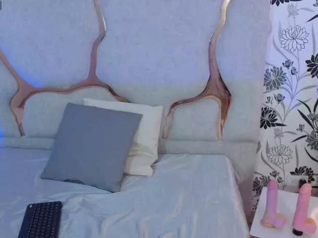 Sweett-tay from BongaCams