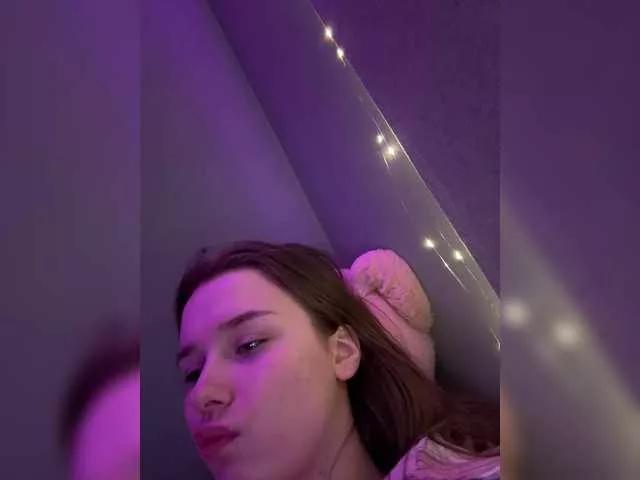 Tati16 from BongaCams