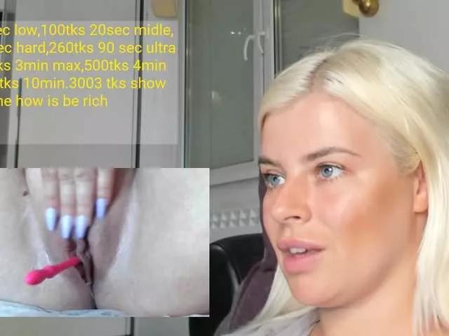 teressaa from BongaCams