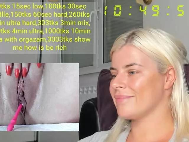 teressaa from BongaCams