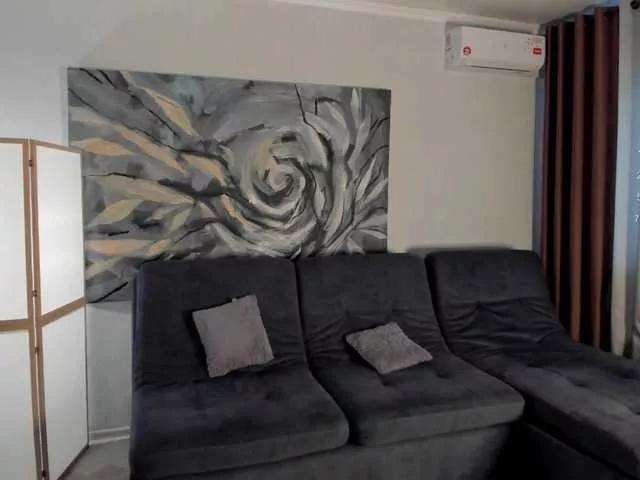Tessa-Vinch from BongaCams
