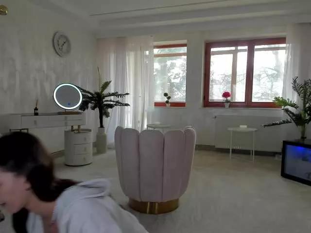 TiffanyHousto from BongaCams
