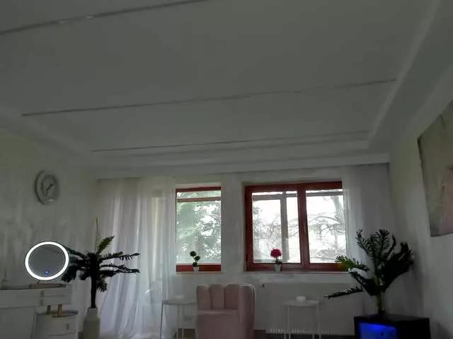 TiffanyHousto from BongaCams