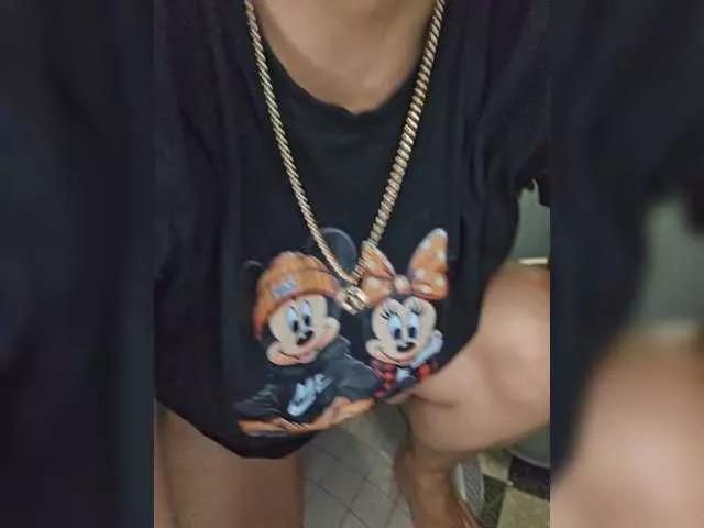 Tina85 webcams show profile image 