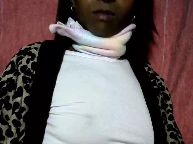 Tinah24 webcams show profile image 