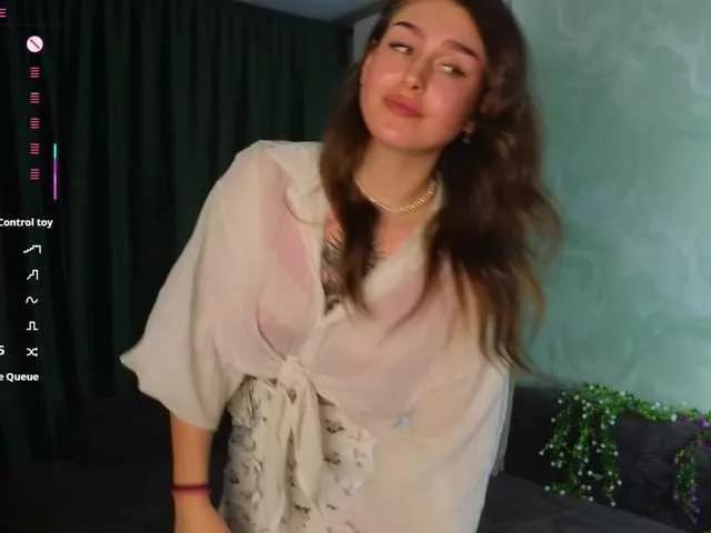 TinyMollys webcams show profile image 