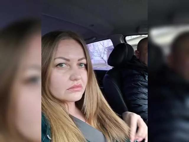 TotheMoonandBack from BongaCams
