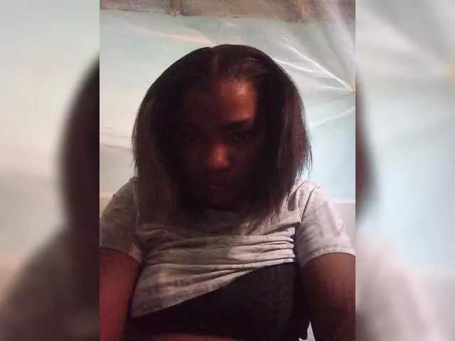 Tryciah webcams show profile image 