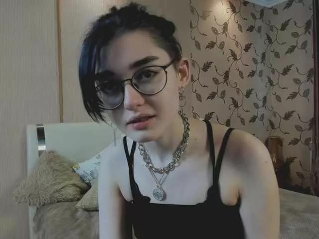 VasilLisav webcams show profile image 