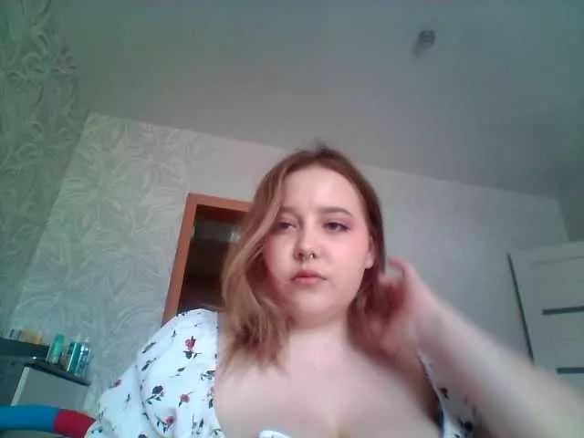 vaverika from BongaCams