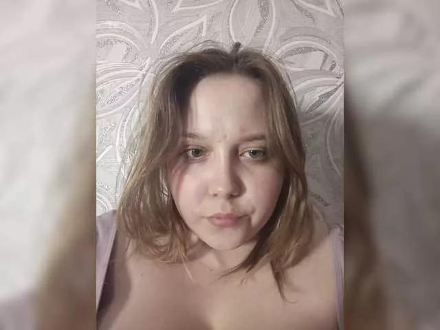 vaverika from BongaCams