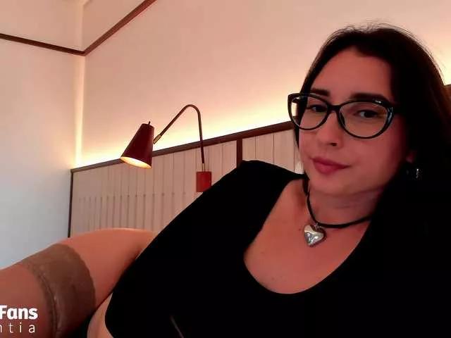 VincentiaX webcams show profile image 