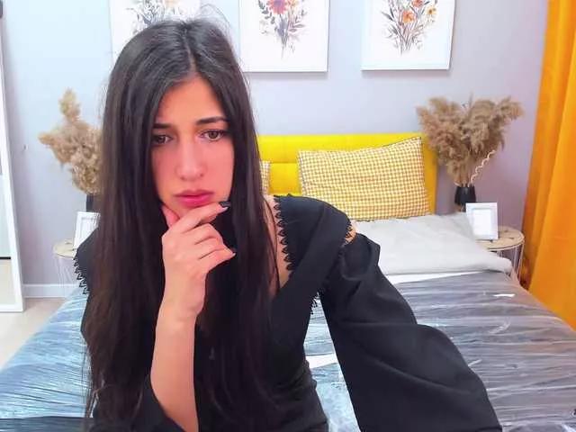 VinnaBelle from BongaCams